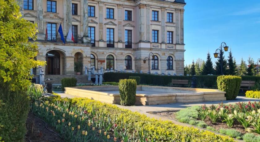 Palac Bursztynowy — Hotel in Wloclawek