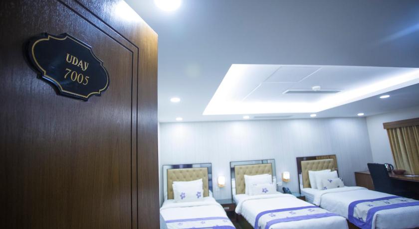 Foto Kamar Superior Triple (Superior Triple Room) 1