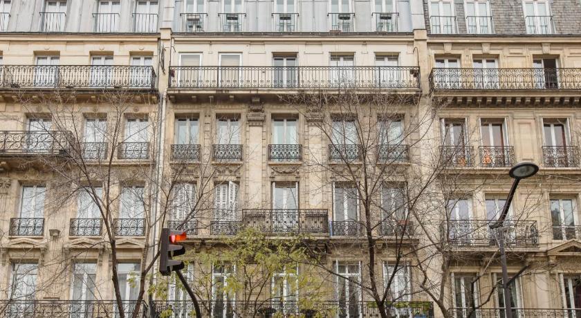 08 Design Flat Republique photo