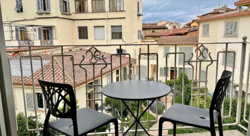 Borgo Guelfo I photo