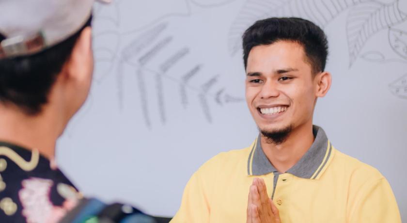 AUR KUNING HOSTEL SYARIAH Bukittinggi photo