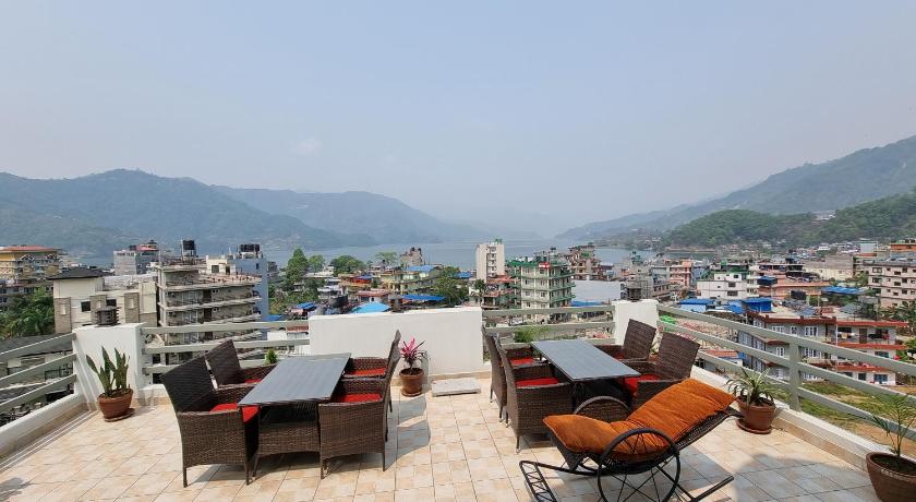 CHAUTARI BOUTIQUE HOTEL – Pokhara, FL