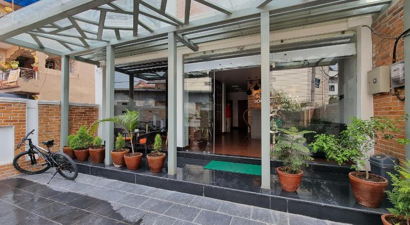 CHAUTARI BOUTIQUE HOTEL — Pokhara (6)