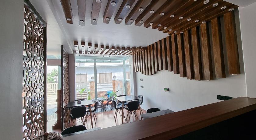CHAUTARI BOUTIQUE HOTEL – Pokhara, FL