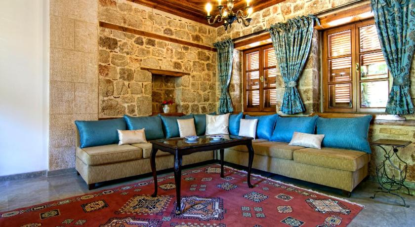 Minyon Hotel - image 3