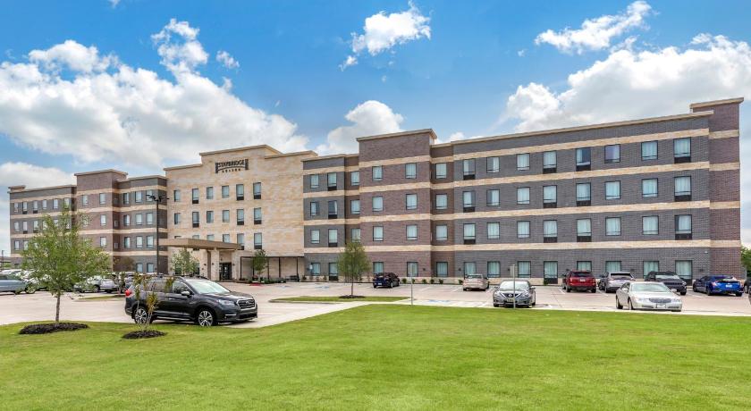 Exterior view, Staybridge Suites Dallas Grand Prairie in Dallas (TX)