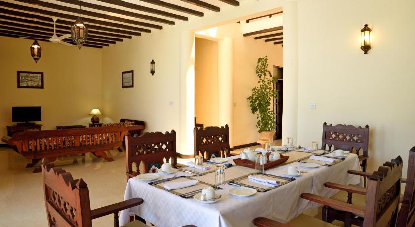 รูปของวิลลาแบบสามห้องนอน (Three-Bedroom Villa) 12