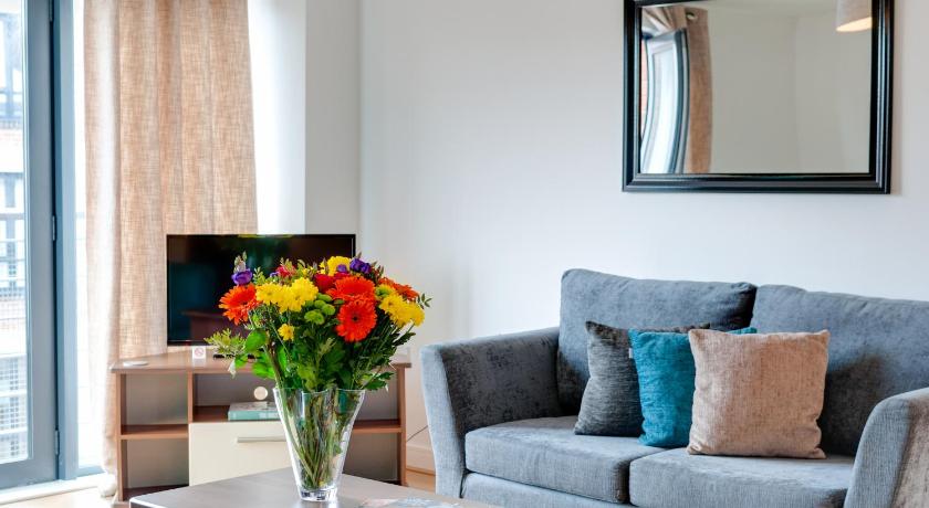 Two-Bedroom Apartment, BOOK A BASE Apartments - Duke Street in Liverpool