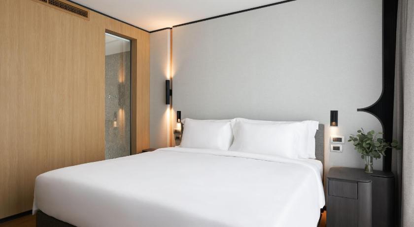 Image of One Bedroom Suite 1