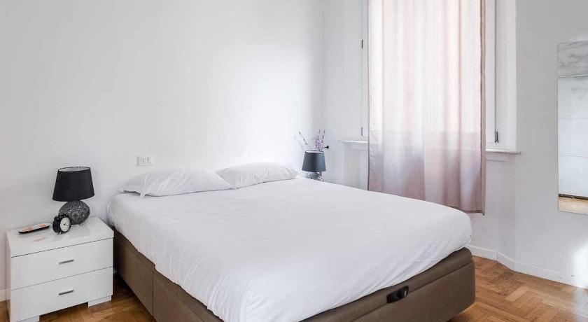 Image of Deluxe Double Room 1