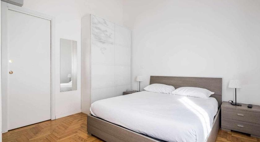 Image of Deluxe Room 0