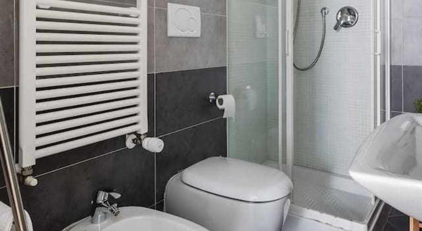 Image of Deluxe Quadruple Room 2