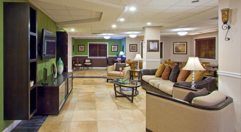 Holiday Inn Express West Palm Beach Metrocentre