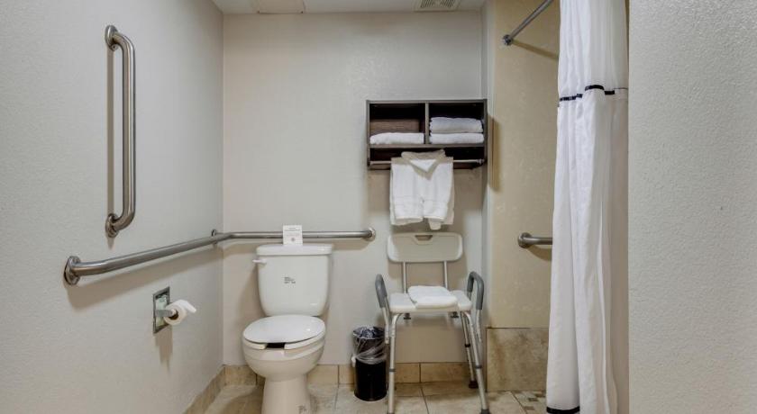 Image of King Room 17