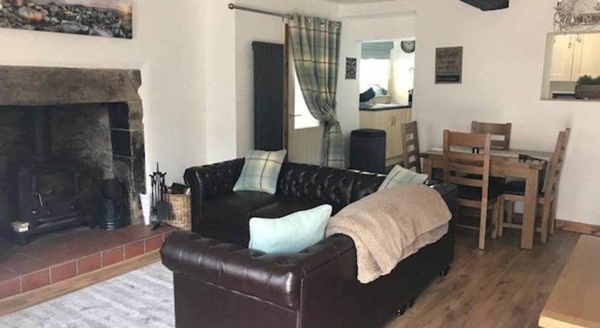 Old Hall cottage photo