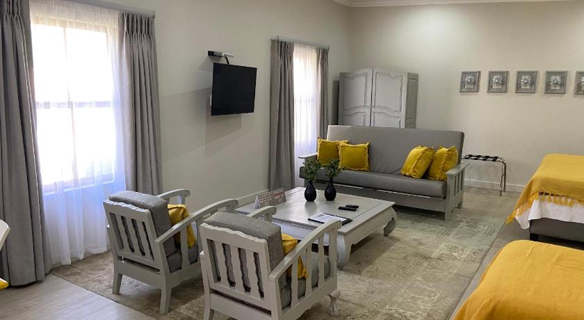 Cape Karoo Guesthouse photo
