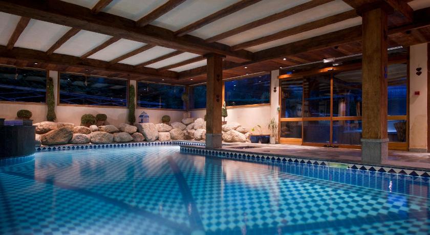 Les Grands Montets Hotel & Spa