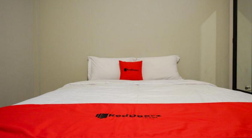 RedDoorz Plus near Jogja City Mall 5 – Yogyakarta, ID