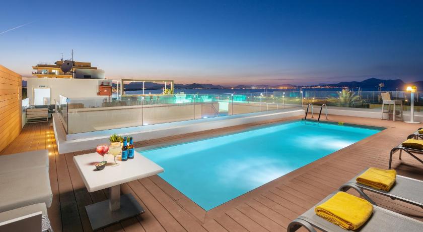 Llaut Boutique Hotel photo