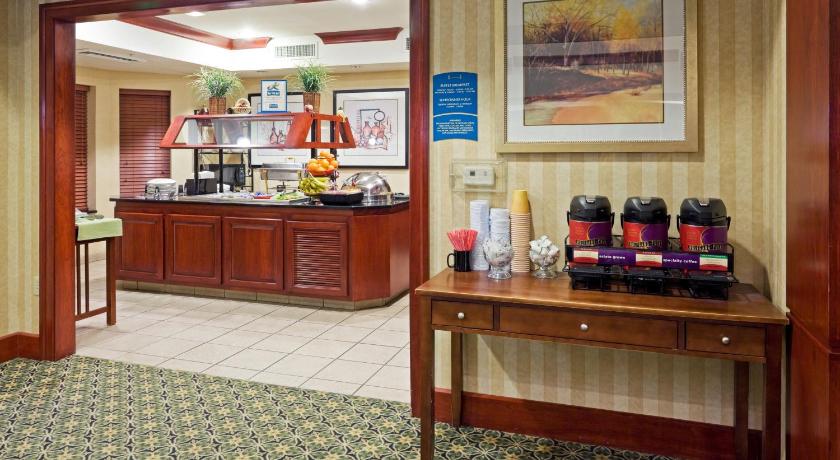 Staybridge Suites Cranbury - South Brunswick