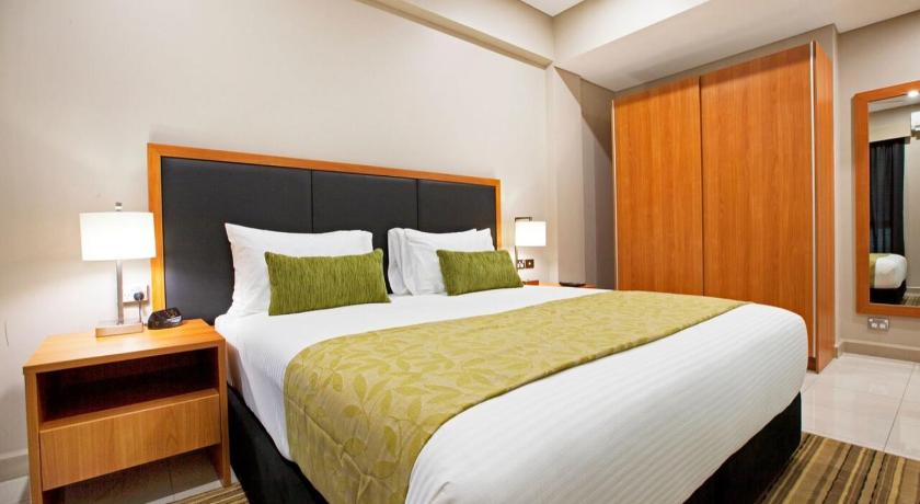 รูปของPremier One-Bedroom Suite - Tower 1 0