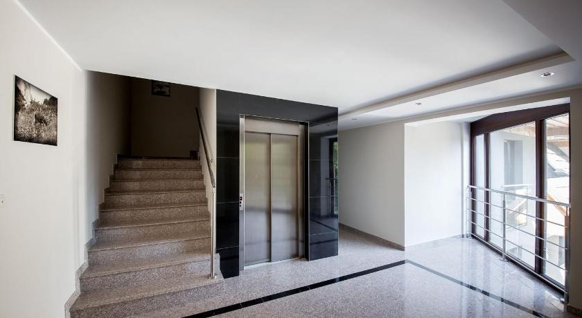 Harenda Residence photo