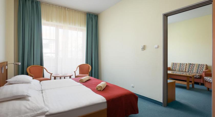 Image of Apartment 3