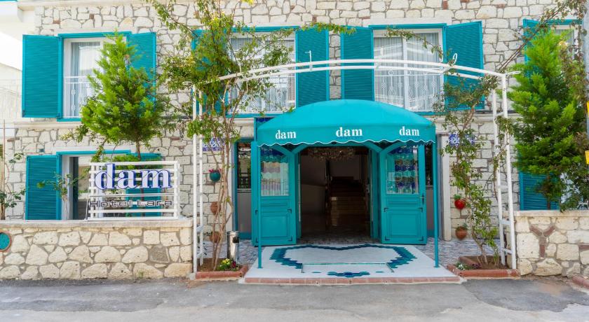 DAM HOTEL LARA