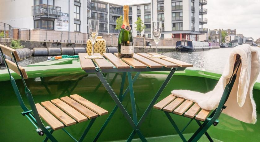 Image of Three-Bedroom House 13