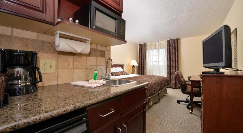 Staybridge Suites West Des Moines