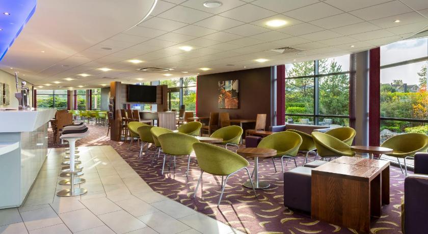 Holiday Inn Express Dunstable