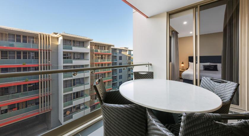 Meriton Suites North Ryde