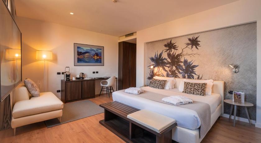 Image of Junior Suite 0
