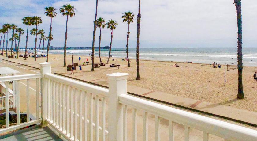 920 North Strand photo