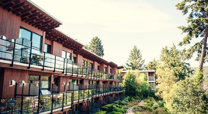 Brentwood Bay Resort & Spa