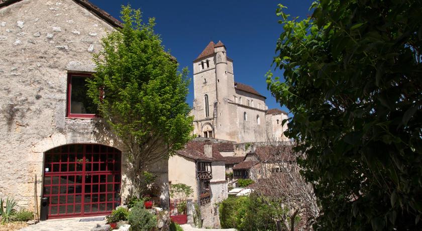 Maison Lapopie chambres et gite — Hotel in Saint-Gery