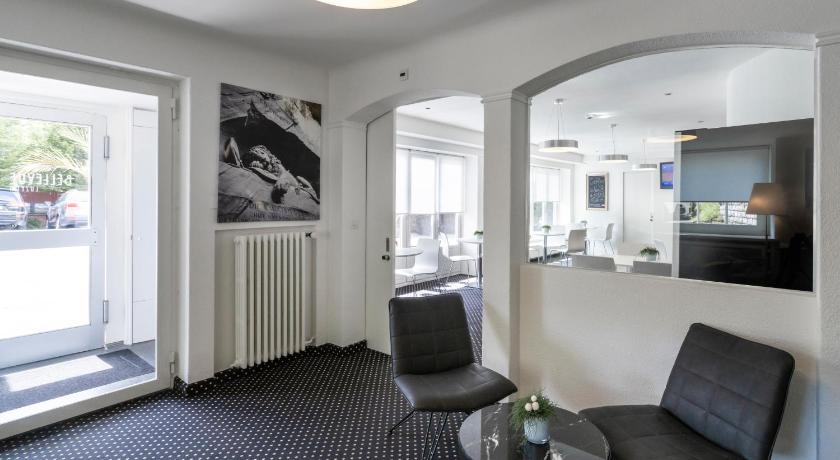 Hotel Bellevue photo