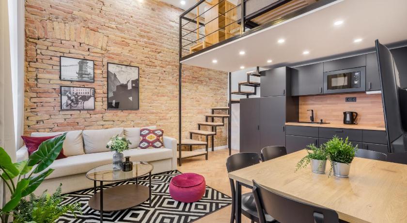 K33- Boutique Apartments, Best Location, by BQA