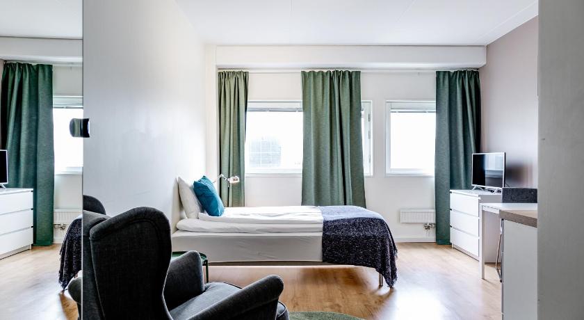 Part-Time Home Rotebro — Hotel in Sollentuna
