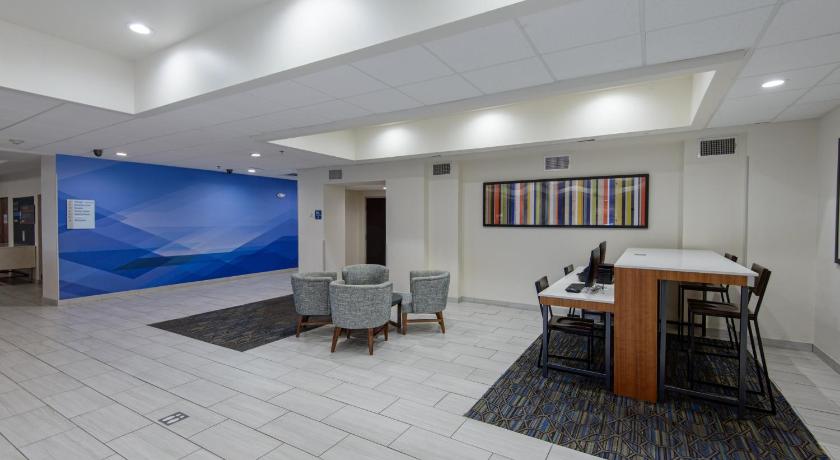 Holiday Inn Express & Suites Corpus Christi