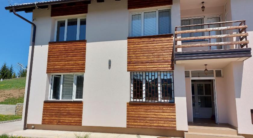 Apartmani Tarsko Jezero Nova Vezanja photo