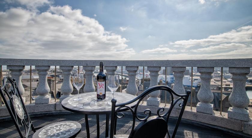 Victoria Court Suites - Aberdeen — Hotel in Aberdeen
