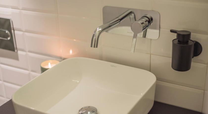CHAYOFA SUITES photo