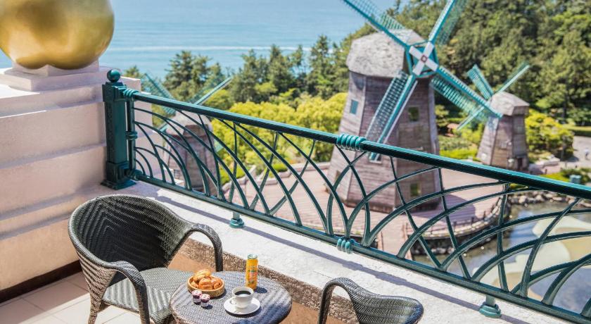 Image of CHARLOTTE FAMILY TWIN TERRACE OCEAN 1
