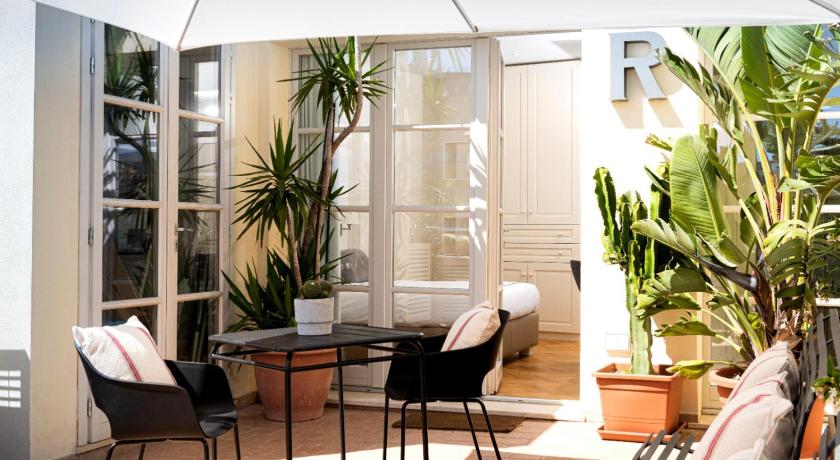 Leopoldo Rooms — Hotel in Cagliari