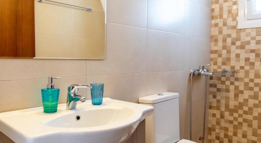 Fotis Apartments photo
