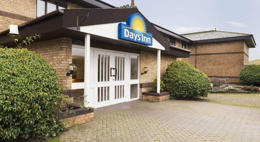 Days Inn by Wyndham Abington M74