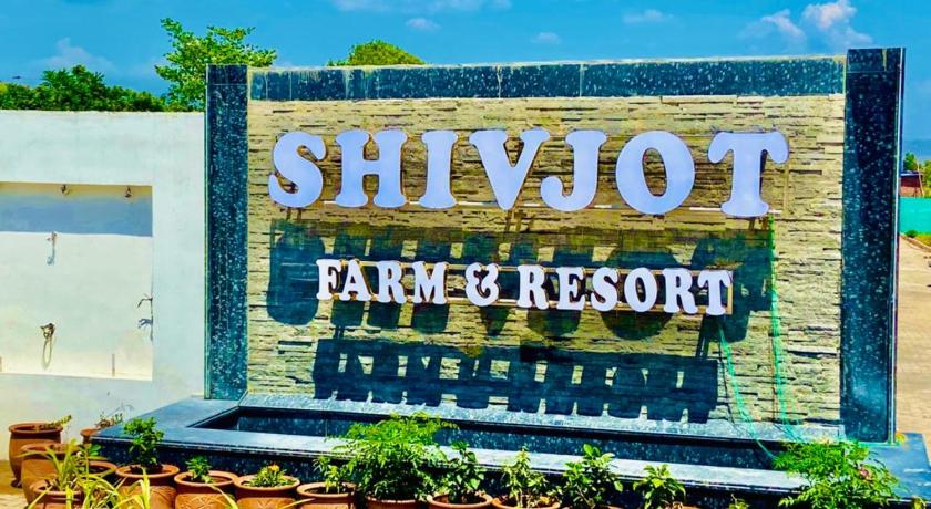 Shivjot Farms And Resort