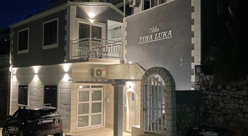 Villa Tiha luka — Hotel in Neum