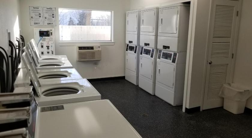 InTown Suites Extended Stay Minneapolis MN - Burnsville photo